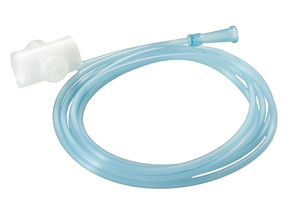 Wymiennik ciepła i wilgoci – „sztuczny nos” z drenem do podawania tlenu